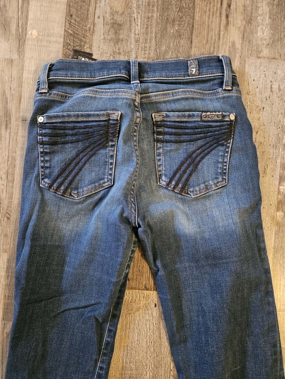 Seven7 Women’s Dark Blue Straight Leg Jeans with Stitch-Detail Pockets